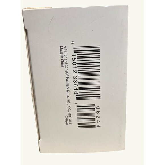 Hallmark Come All Ye Faithful collector's Choice 1996 Hallmark ornament - Picture 3 of 11